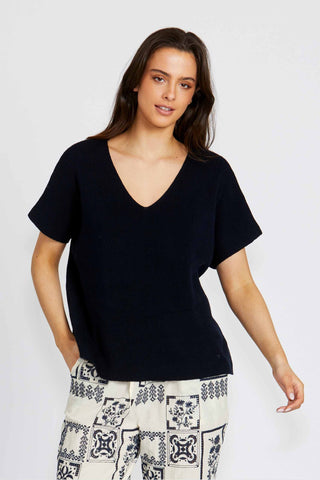 bonnie-knit-top-navy